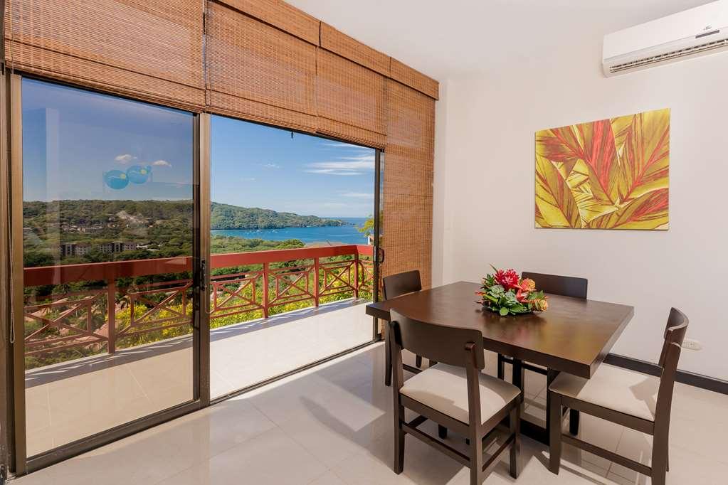 Villas Sol And Beach Resort بلايا هيرموسا الغرفة الصورة